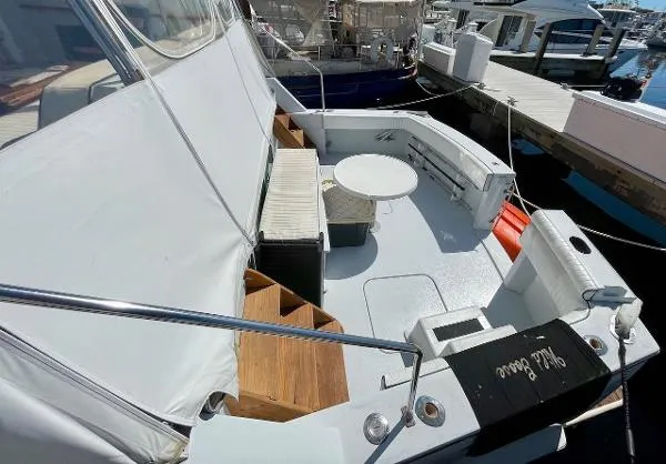 Slide: The Image of Hatteras 58 Yacht Fisherman 1977 - 8