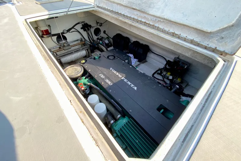 Slide: The Image of Engine compartment of a 2003 Custom O.C. Parasail 28 with Volvo Penta D6-300 engine. - 20