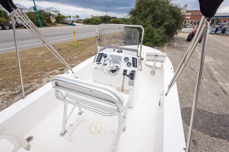 Slide: The Image of 2017 Robalo 206 Cayman boat interior with steering console and seating. - 31