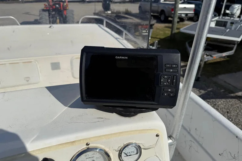 Slide: The Image of Console of a 2006 Carolina Skiff 1980 DLX with Garmin GPS device. - 22