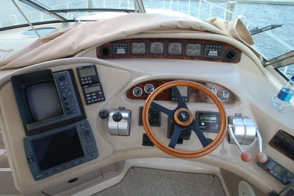 Slide: The Image of Sea Ray 540 Sundancer 1998 - 7