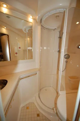 Slide: The Image of Sea Ray 540 Sundancer 1998 - 9