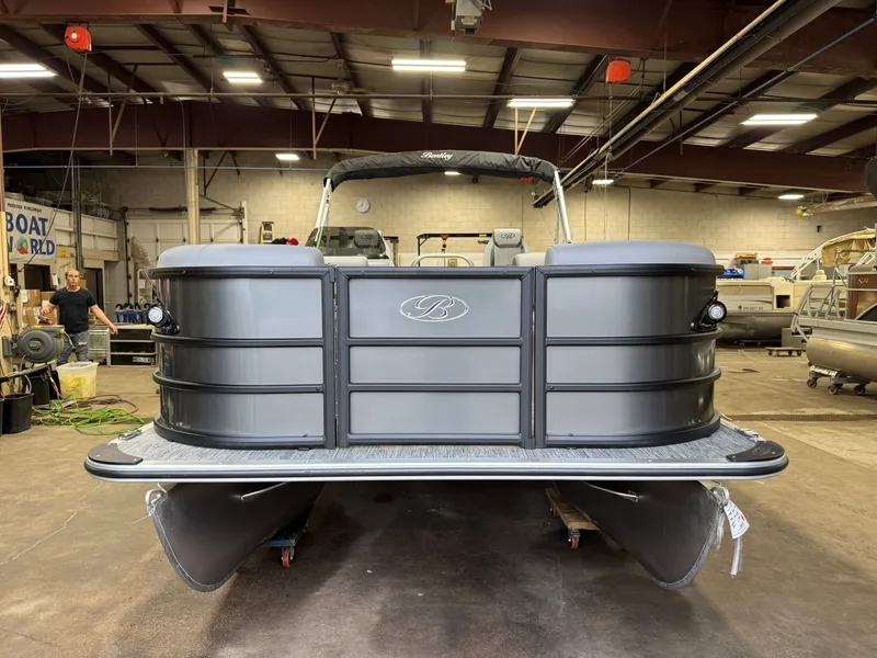 Slide: The Image of Bentley Pontoons Legacy 220 Swingback & Honda 4-Stroke EFI 2026 - 36