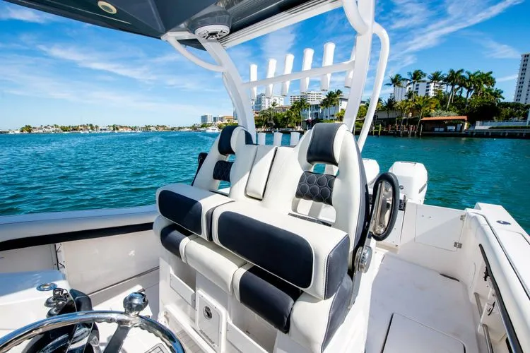 Slide: The Image of 2021 Tidewater 320 Cc - Image 20 - 20