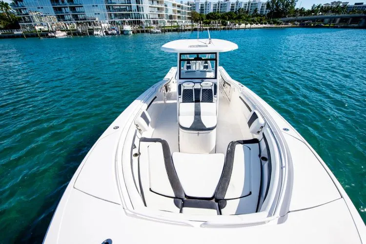 Slide: The Image of 2021 Tidewater 320 Cc - Image 28 - 28