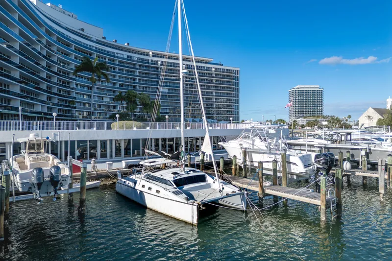 The Image of PDQ 32 LRC 1995 - 0