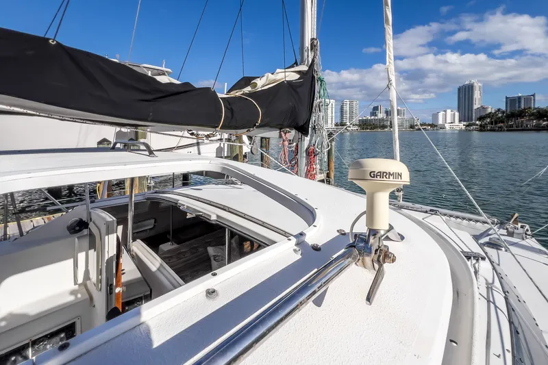 Slide: The Image of PDQ 32 LRC 1995 - 19