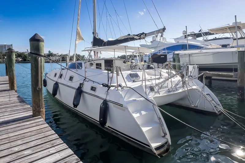 Slide: The Image of PDQ 32 LRC 1995 - 9