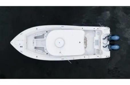 Slide: The Image of Sea Hunt Ultra 265 SE 2026 - 12