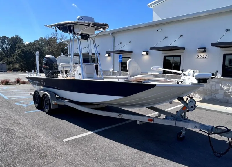 Slide: The Image of G3 Bay 20 DLX 2017 - 8