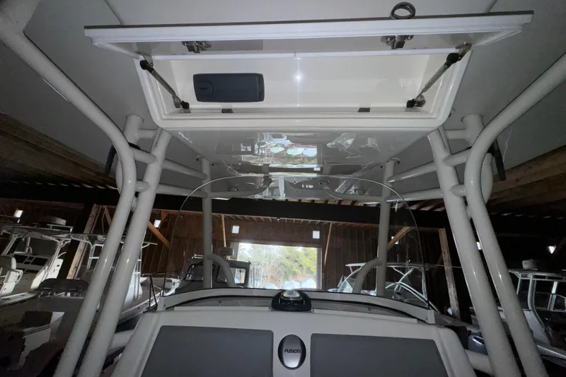 Slide: The Image of Interior view of a 2014 Regulator 28 boat. - 13