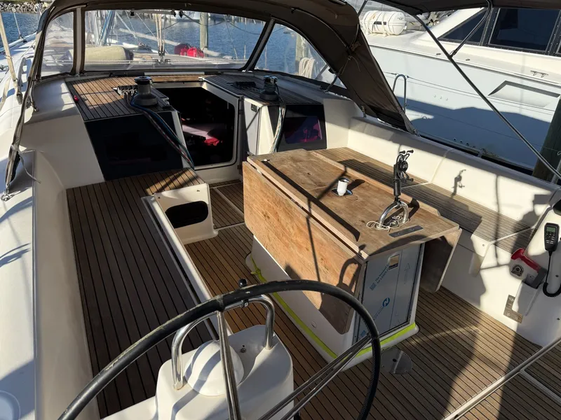 Slide: The Image of Dufour 560 2015 - 14