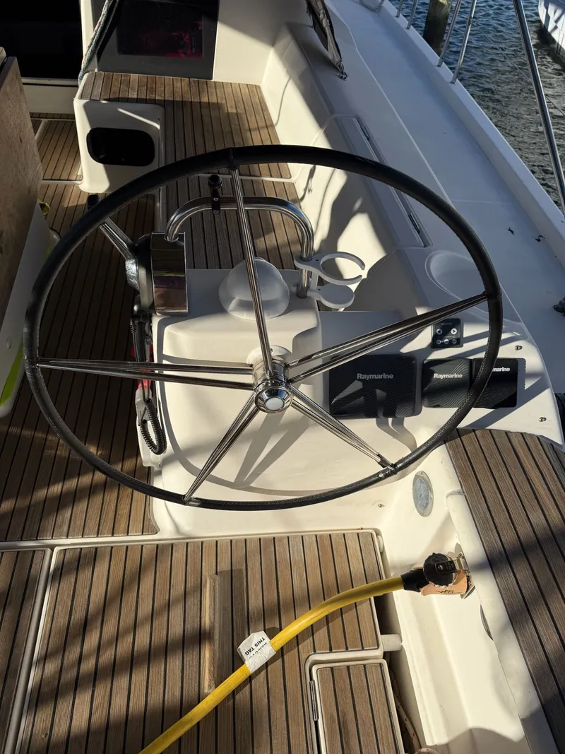 Slide: The Image of Dufour 560 2015 - 17