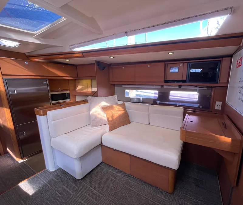 Slide: The Image of Dufour 560 2015 - 35