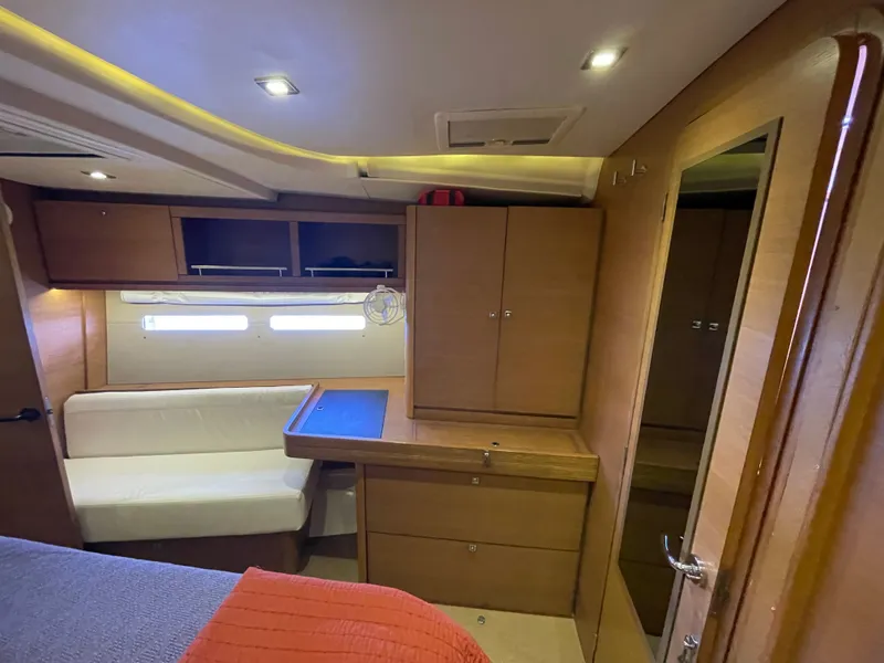 Slide: The Image of Dufour 560 2015 - 54