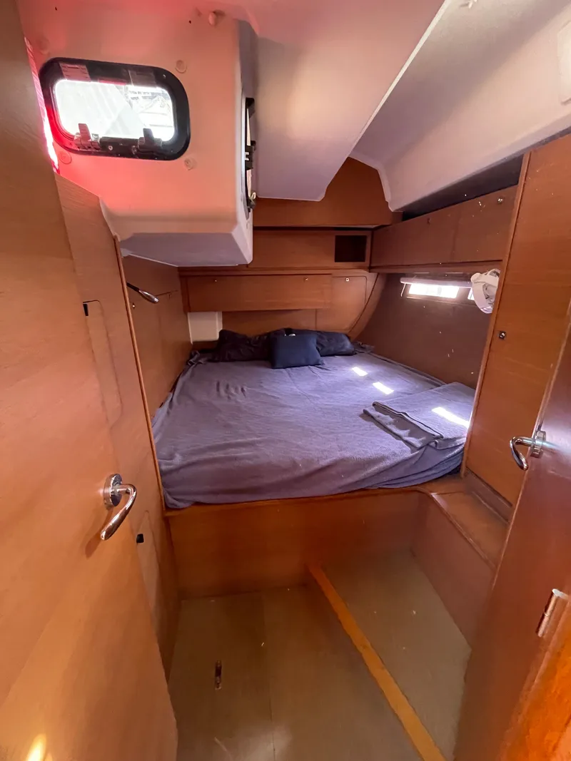 Slide: The Image of Dufour 560 2015 - 58