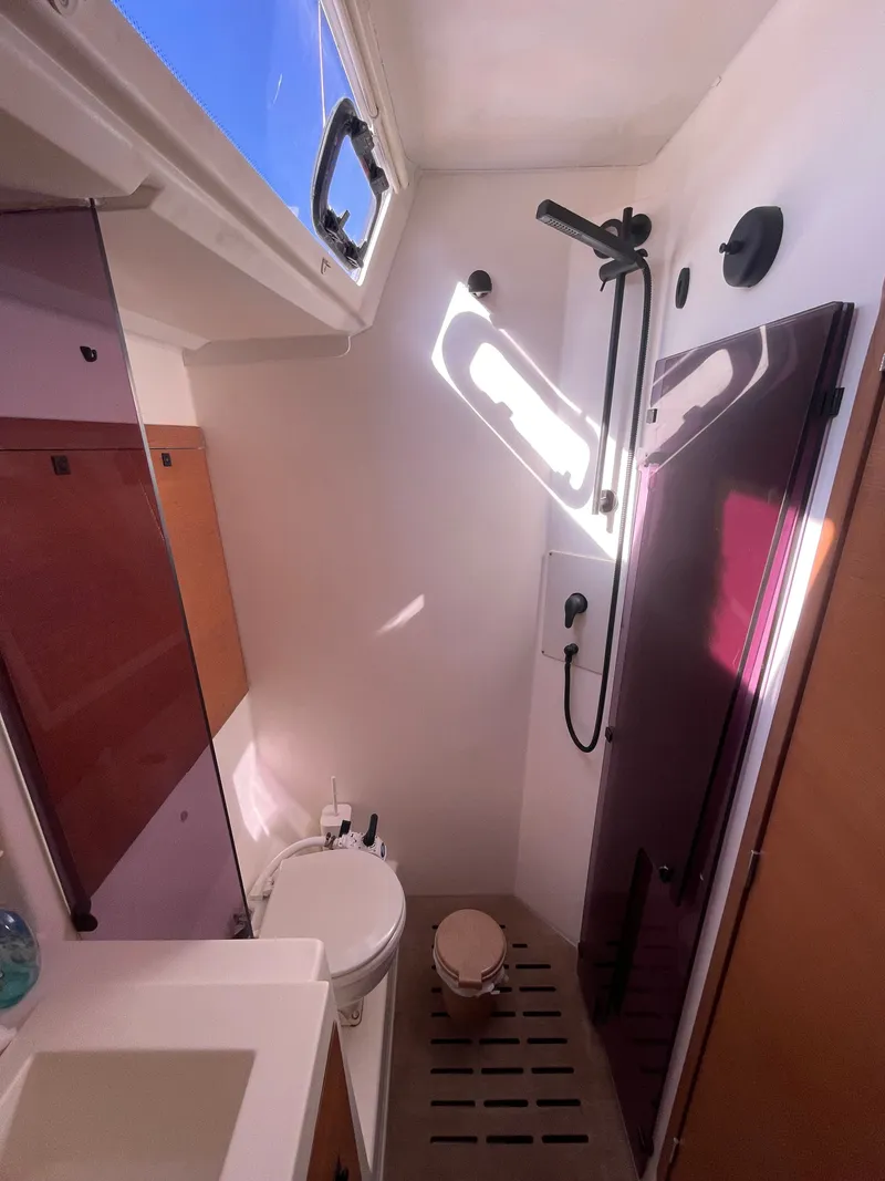 Slide: The Image of Dufour 560 2015 - 64