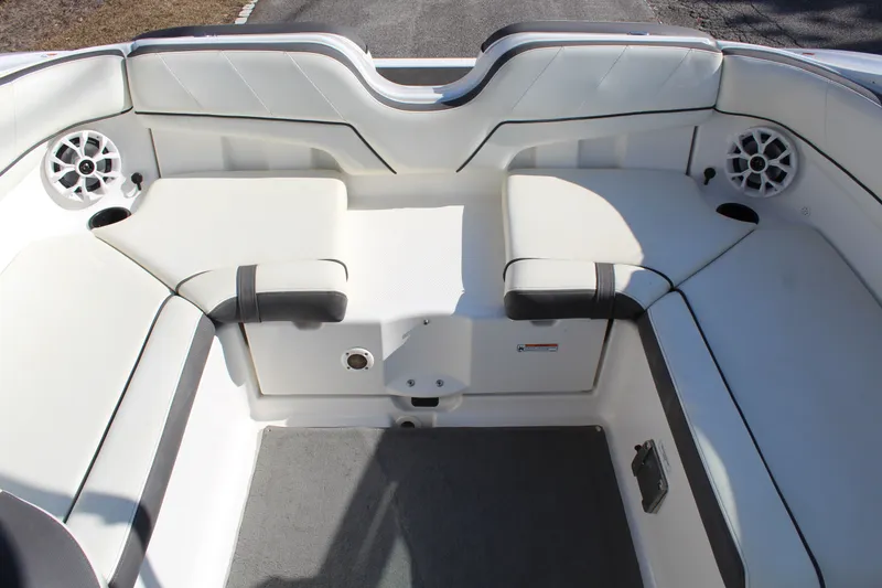 Slide: The Image of Yamaha AR210 2014 - 11