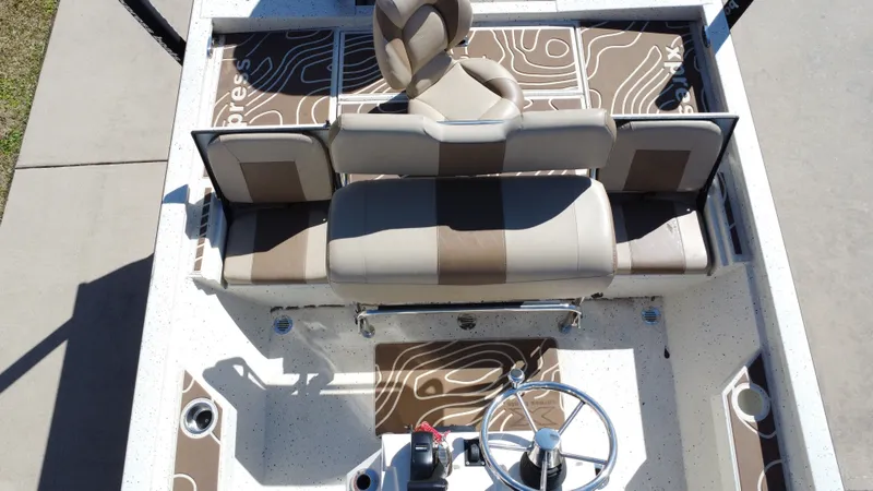 Slide: The Image of Xpress H24 Bay 2023 - 25