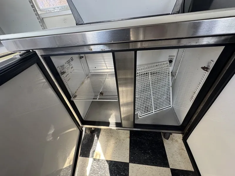 Slide: The Image of American Pontoon 30' Food Service Boat 2013 - 10