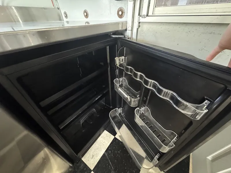 Slide: The Image of American Pontoon 30' Food Service Boat 2013 - 16