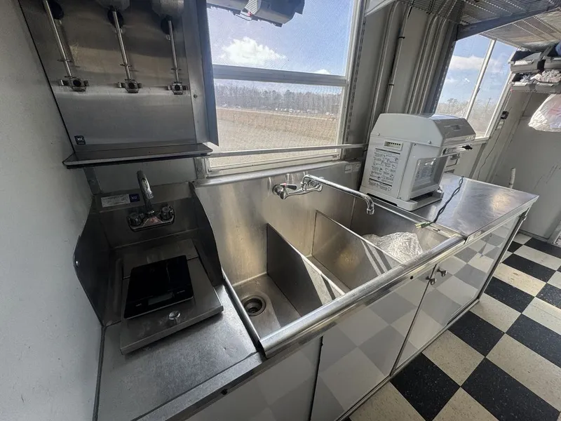 Slide: The Image of American Pontoon 30' Food Service Boat 2013 - 17