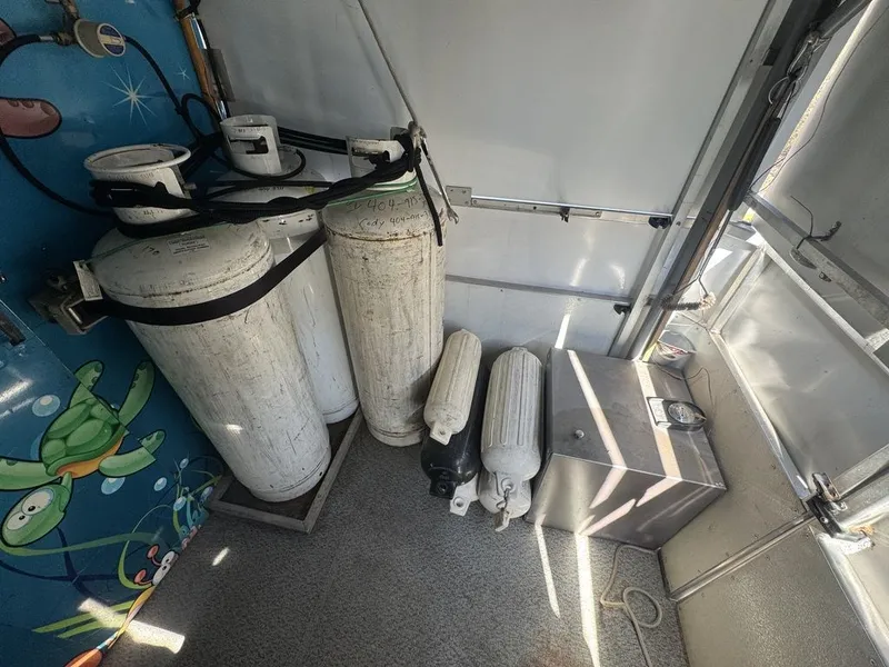 Slide: The Image of American Pontoon 30' Food Service Boat 2013 - 20