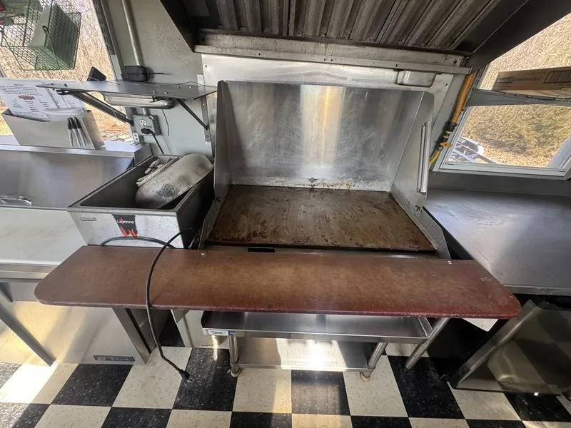 Slide: The Image of American Pontoon 30' Food Service Boat 2013 - 7