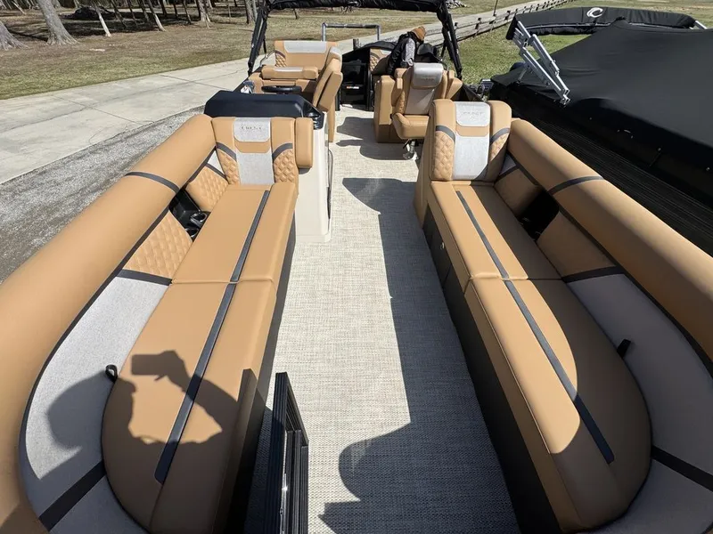 Slide: The Image of Crest Conquest 25 FT 2026 - 5