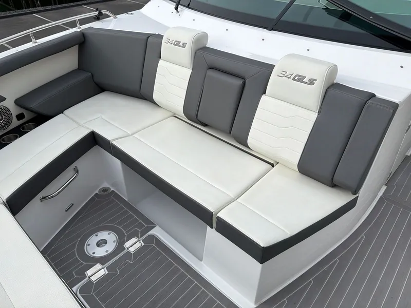 Slide: The Image of Cruisers 34 GLS 2023 - 22