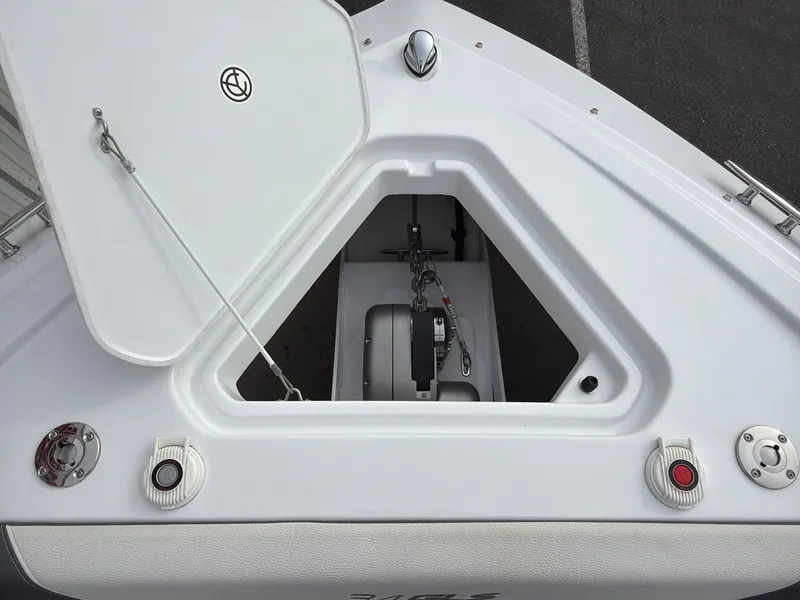 Slide: The Image of Cruisers 34 GLS 2023 - 23