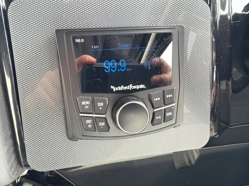 Slide: The Image of Cruisers 34 GLS 2023 - 28