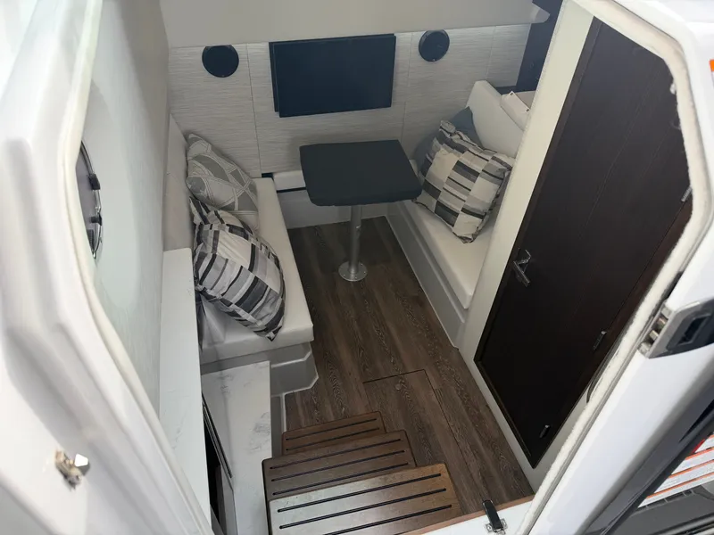 Slide: The Image of Cruisers 34 GLS 2023 - 34