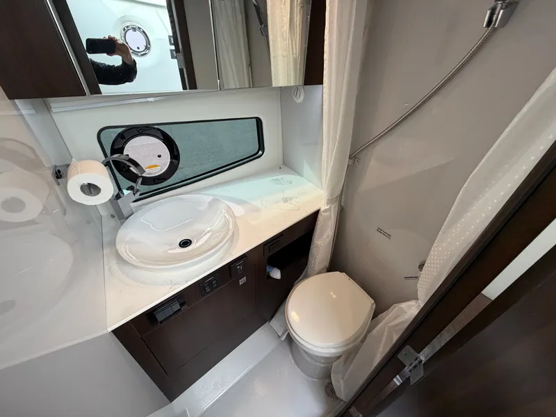 Slide: The Image of Cruisers 34 GLS 2023 - 42