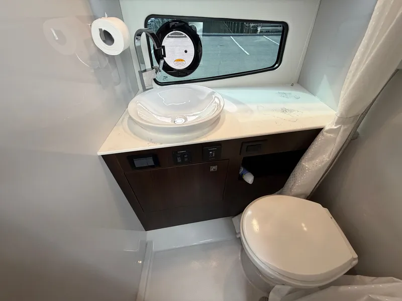 Slide: The Image of Cruisers 34 GLS 2023 - 43