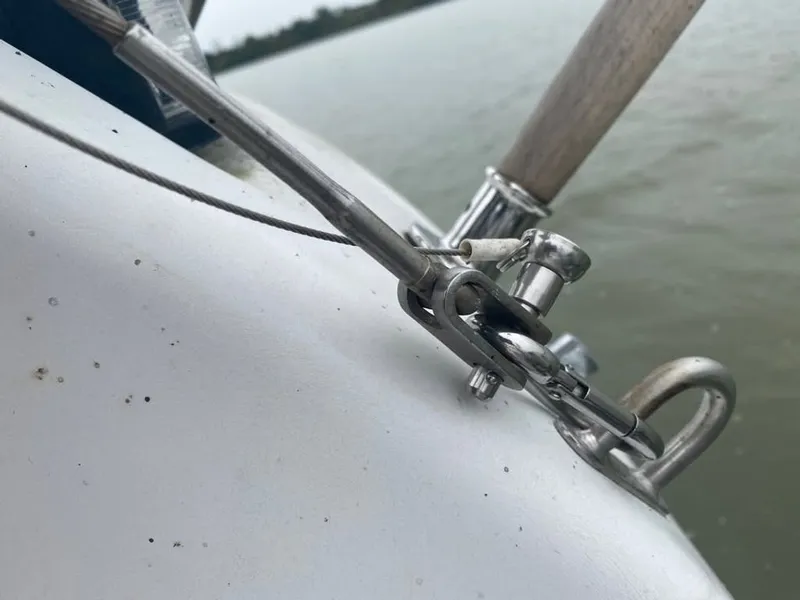 Slide: The Image of Catalina 250 1998 - 4