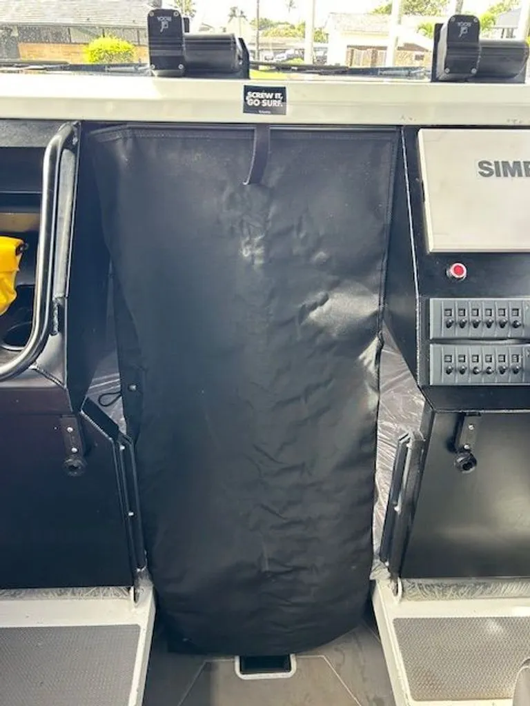 Slide: The Image of Stabi-Craft 2500 Ultracab XL 2021 - 22