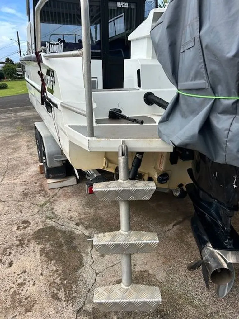 Slide: The Image of Stabi-Craft 2500 Ultracab XL 2021 - 30