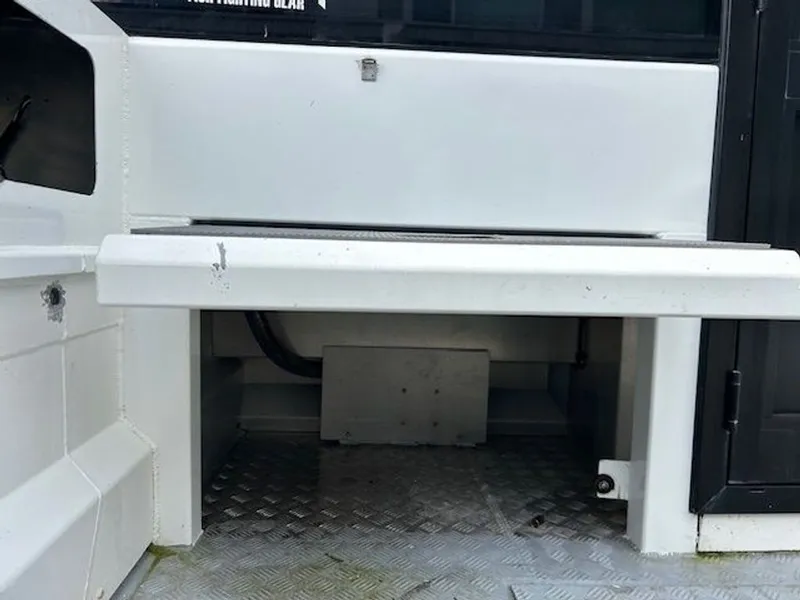 Slide: The Image of Stabi-Craft 2500 Ultracab XL 2021 - 41