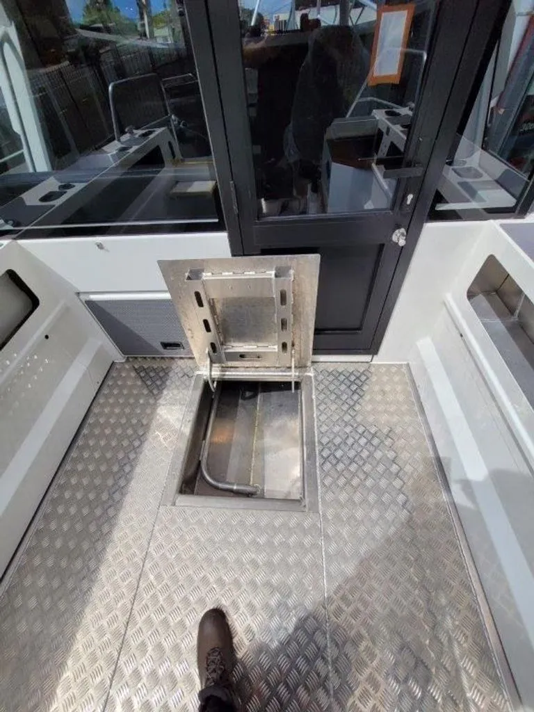 Slide: The Image of Stabi-Craft 2500 Ultracab XL 2021 - 43