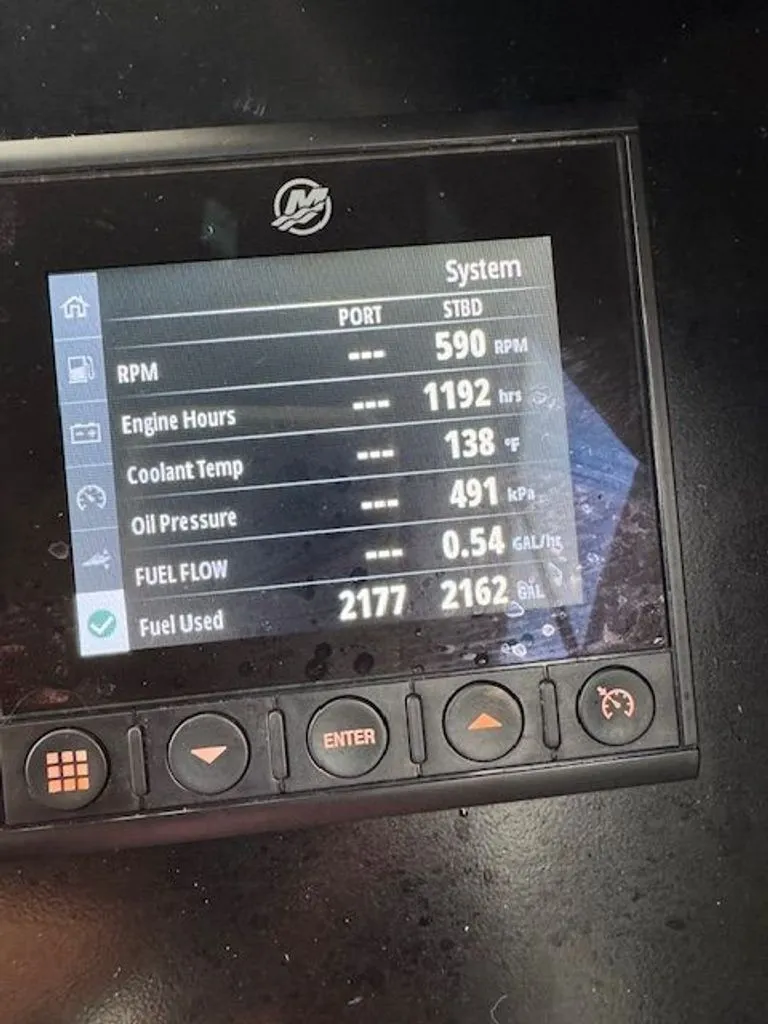 Slide: The Image of Stabi-Craft 2500 Ultracab XL 2021 - 45