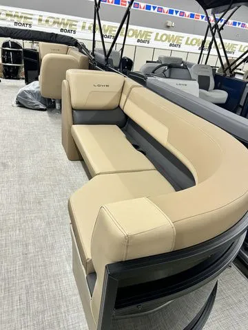 Slide: The Image of Lowe LS 210 WT 2026 - 13