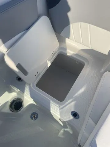 Slide: The Image of Chaparral 21 SSi OB 2026 - 22