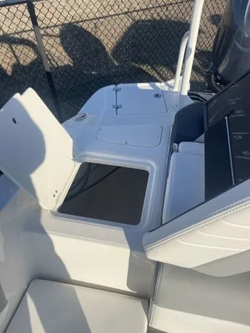 Slide: The Image of Chaparral 21 SSi OB 2026 - 25