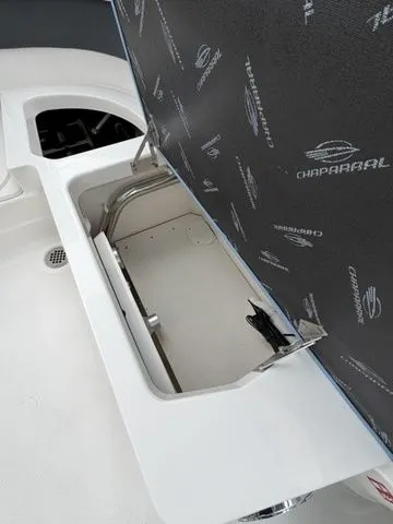 Slide: The Image of Chaparral 280 OSX 2026 - 27