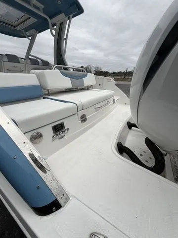 Slide: The Image of Chaparral 280 OSX 2026 - 31