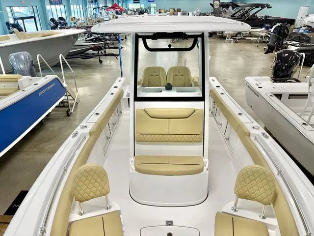 Slide: The Image of Sportsman Heritage 231 Center Console 2025 - 10
