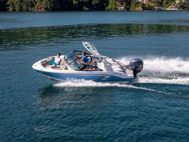 The Image of Chaparral 21 SSi OB 2026 - 1