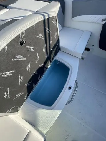 Slide: The Image of Chaparral 21 SSi OB 2026 - 20