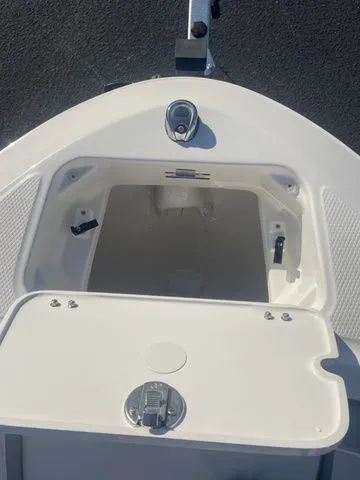 Slide: The Image of Chaparral 21 SSi OB 2026 - 7